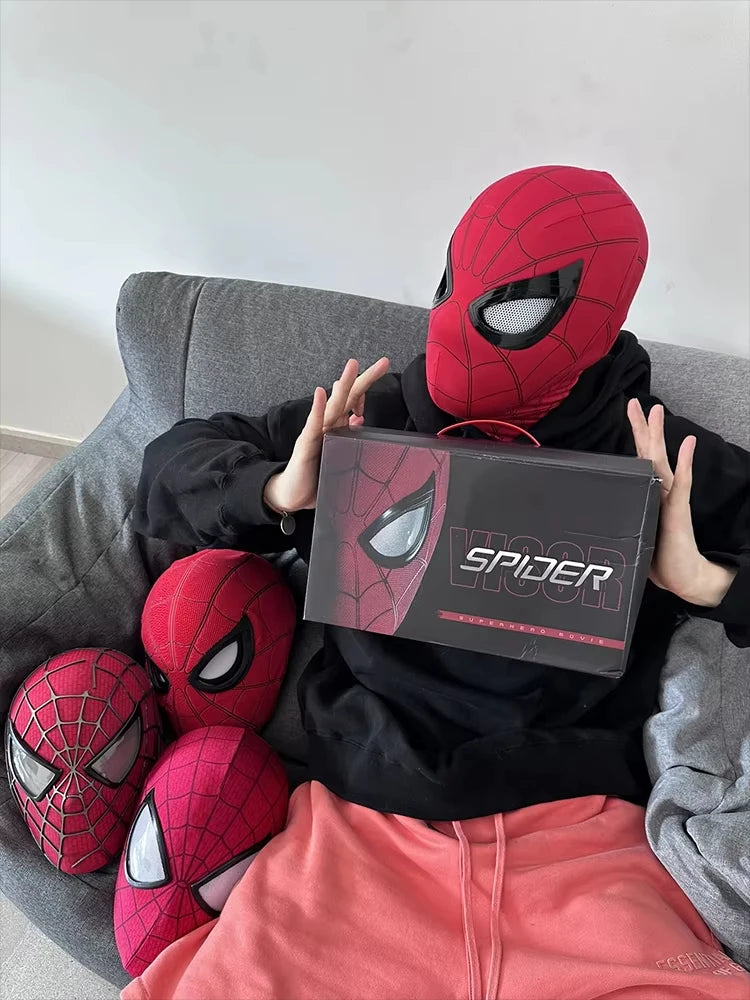 Spider-Man Cosplay Mask – Automatic Blinking Eyes, Halloween Costume Helmet