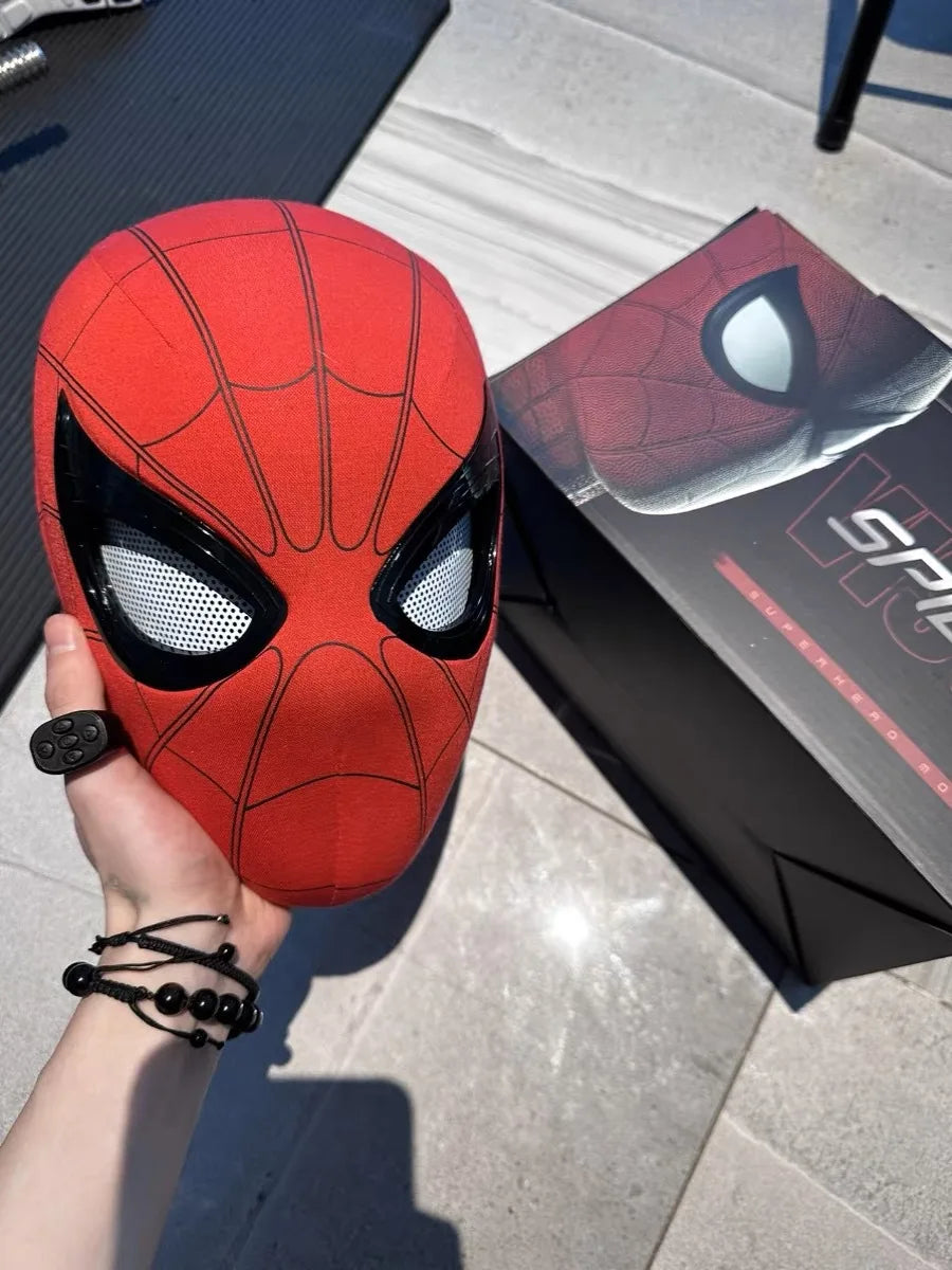 Spider-Man Cosplay Mask – Automatic Blinking Eyes, Halloween Costume Helmet